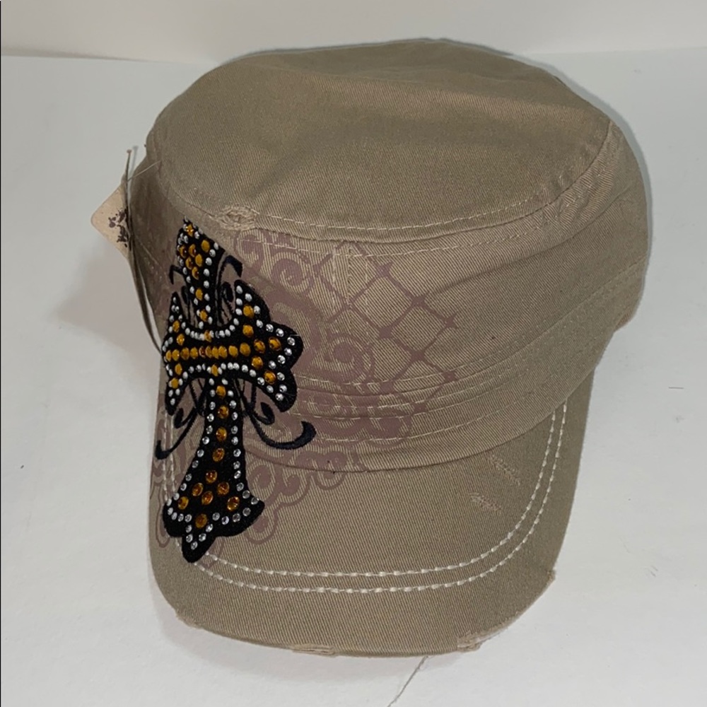 Women’s worn down cross cap